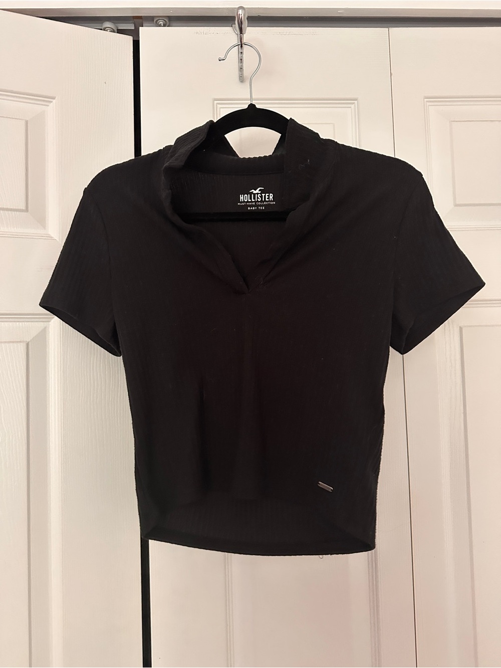 Hollister Collared Tee